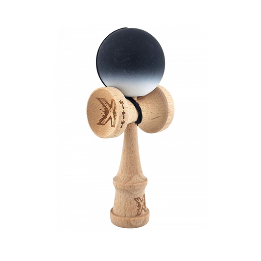 Kendama X Originala - Cupe Mari - Profesionala - Rubber Grip - Jucarie Interactiva din Lemn, 18 cm, Joc de Indemanare pentru Copii si Adulti, Model Negru-Alb in Degrade