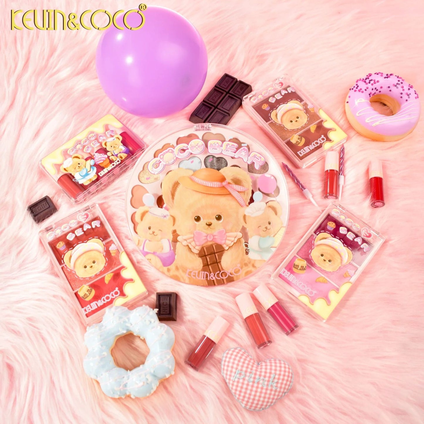 Kevin&Coco Paleta Fard de Obraz, Blush, Iluminator si Contur 3 in 1, Model Coco Bear, Textura Pudra Compacta, Efect Natural si Luminos, Roz, 71.7 g