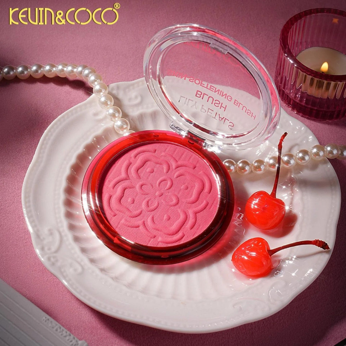 Kevin&Coco Fard de Obraz Lily Petals, Blush Compact cu Textura Fina si Efect Luminos, Pigmentatie Modulabila, Toate Tipurile de Ten, Model Dream, 9.3 g, Roz Pudrat