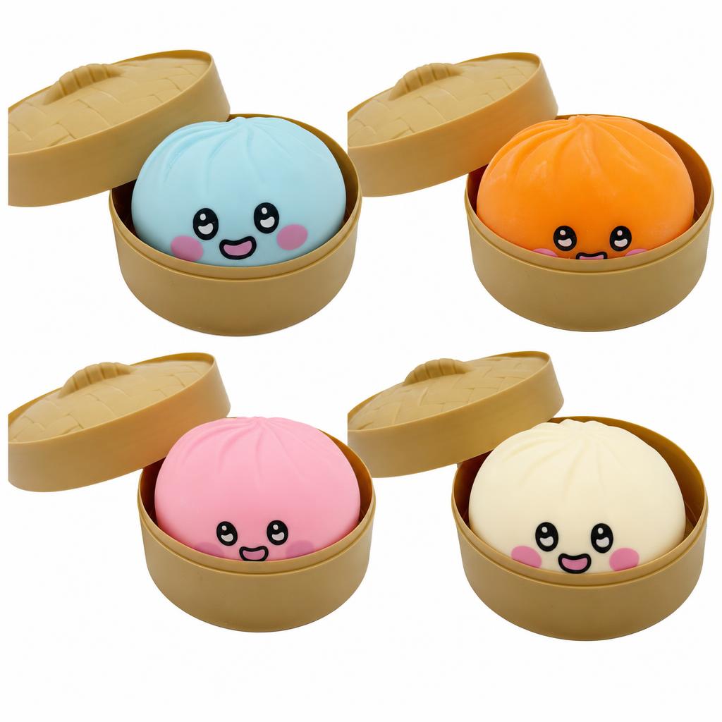 Jucarie Squishy Antistres, Model Dumpling cu Fata Zambitoare, Termoplastic, 5 x 5 cm, Culoare Mix Surpriza