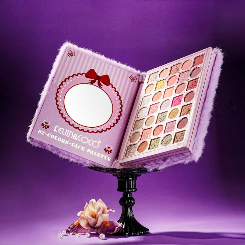Kevin&Coco Paleta de Machiaj, Farduri de Pleoape, Blush si Iluminator, Format Carte, Purple Plush Bow, 82 Nuante, Multicolor, 22.8x17.4x4.6 cm