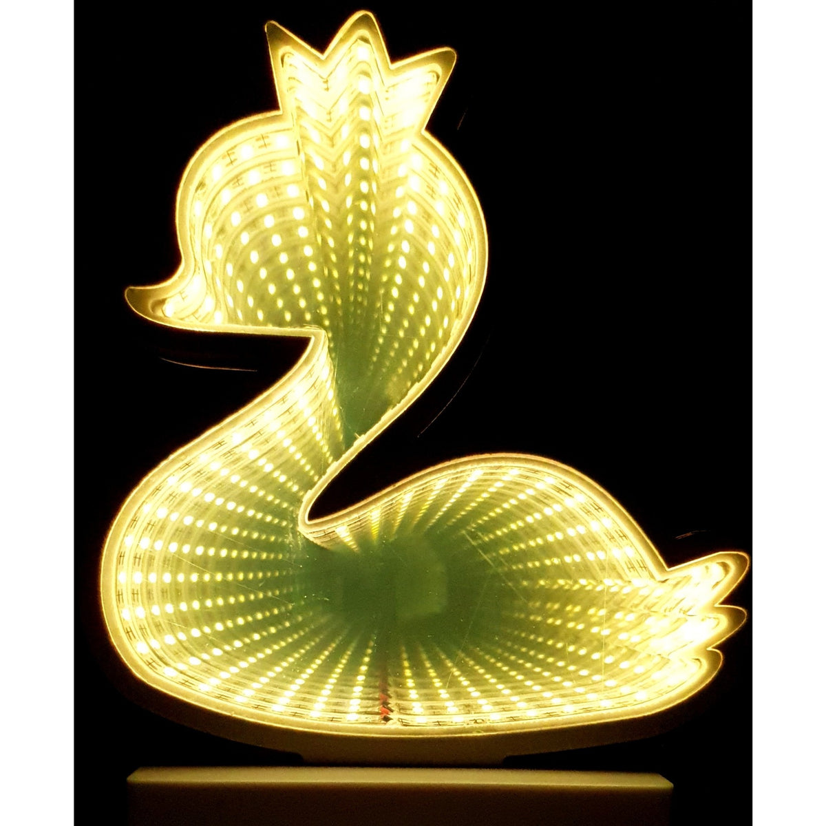 Decoratiune Luminoasa Model Ratusca, Lampa de Veghe cu LED, Alimentare USB si Baterii, Plastic, Alb Cald, 17 cm