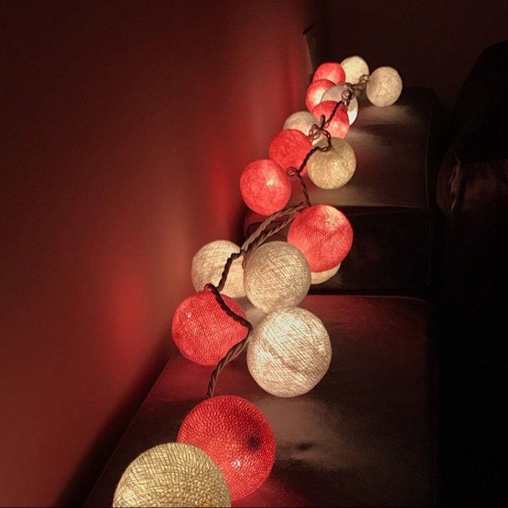 Instalatie de Craciun Tip Sir cu 10 LED-uri, Globuri Decorative, Functionare pe Baterii, Interior, Roz, 1.5 m