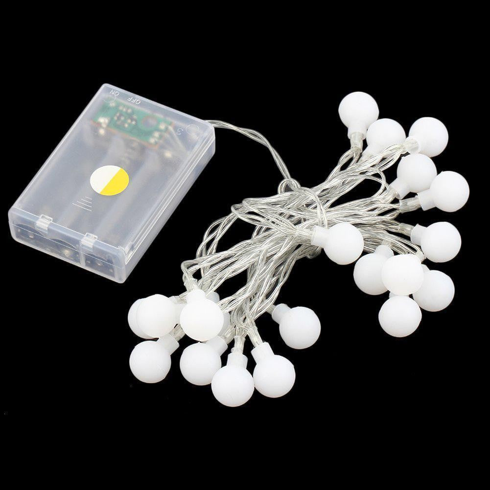 Instalatie de Craciun Tip Sir, 20 LED-uri sub Forma de Globuri, Lumina Alba Calda, Alimentare cu Baterii, Lungime 2.5 m