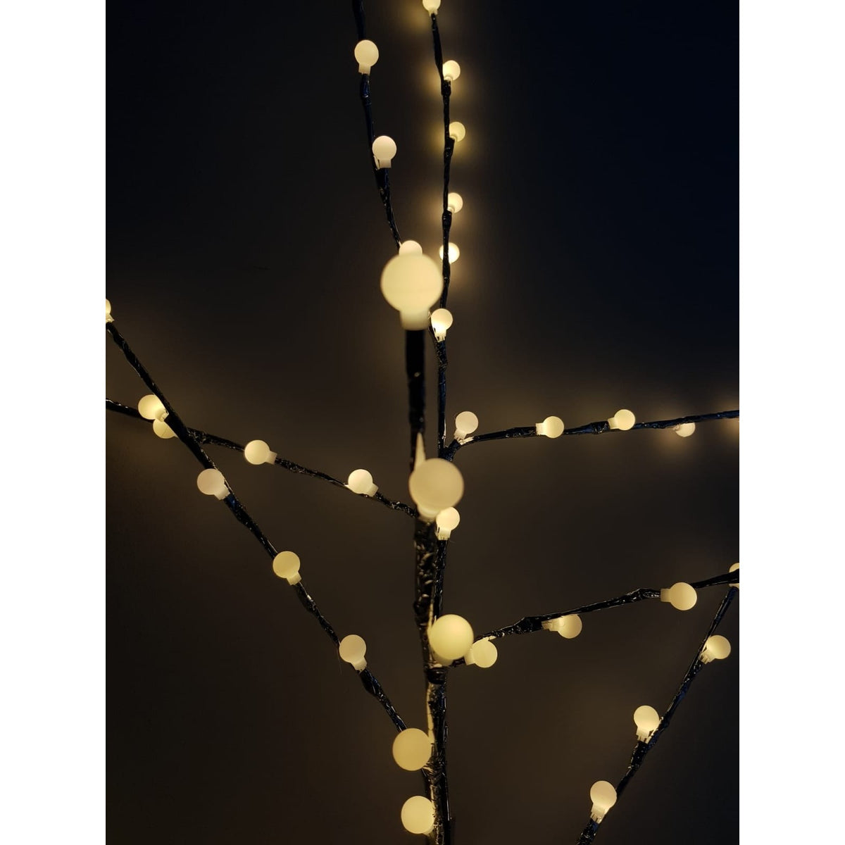 Decoratiune Luminoasa Crenguta cu 72 LED-uri, Globuri Decorative, Interior, Lumina Alb Cald, Alimentare cu Baterii, Maro/Alb