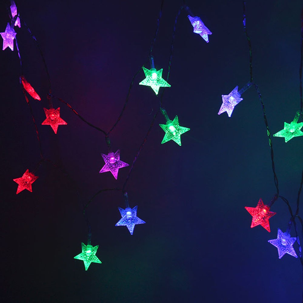 Instalatie de Craciun Tip Sir, 20 LED-uri in Forma de Stea, Alimentare cu Baterii, Lumina Multicolora, Lungime 2.5 m