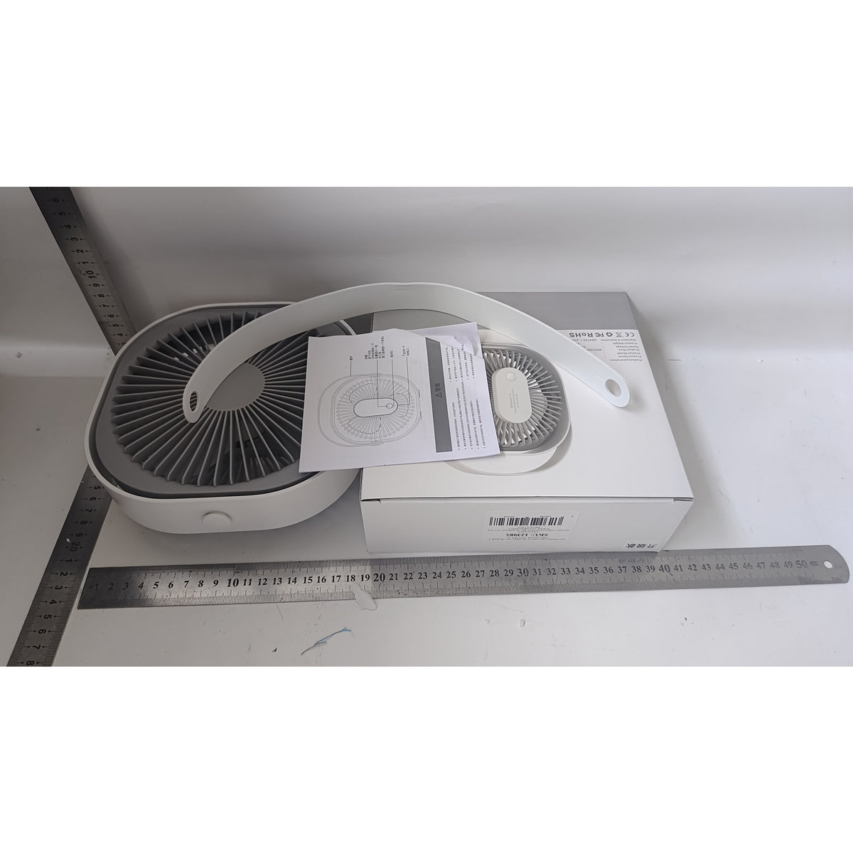 Mini Ventilator Portabil pentru Birou cu USB, Silentios, Rotire 360 Grade, 3 Viteze, Motor Fara Perii, Material ABS, 13.5 x 12.8 cm, Gri