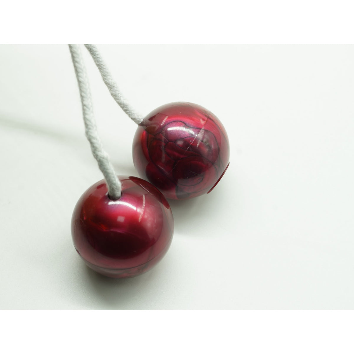 Jucarie Interactiva Clackers Ball, Antistres Pentru Dezvoltare Motorie, Plastic Rezistent, Visiniu, 40 mm