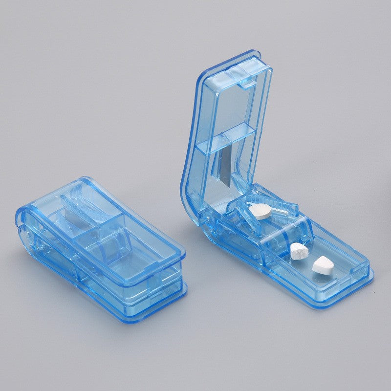 Dispozitiv Multifunctional pentru Taiat si Sfaramat Pastile, Divizor Medicamente cu Compartiment Depozitare, Plastic Non-Toxic, Design Portabil, Albastru