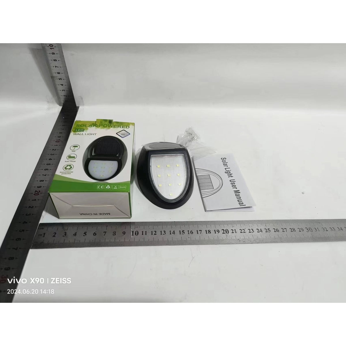 Aplica Solara LED de Perete, Lampa Exterior Ovala cu Senzor de Lumina, Protectie IP65, 10 LED-uri, Autonomie 8-10 Ore, Plastic, 12 x 7.5 cm, Alb Rece