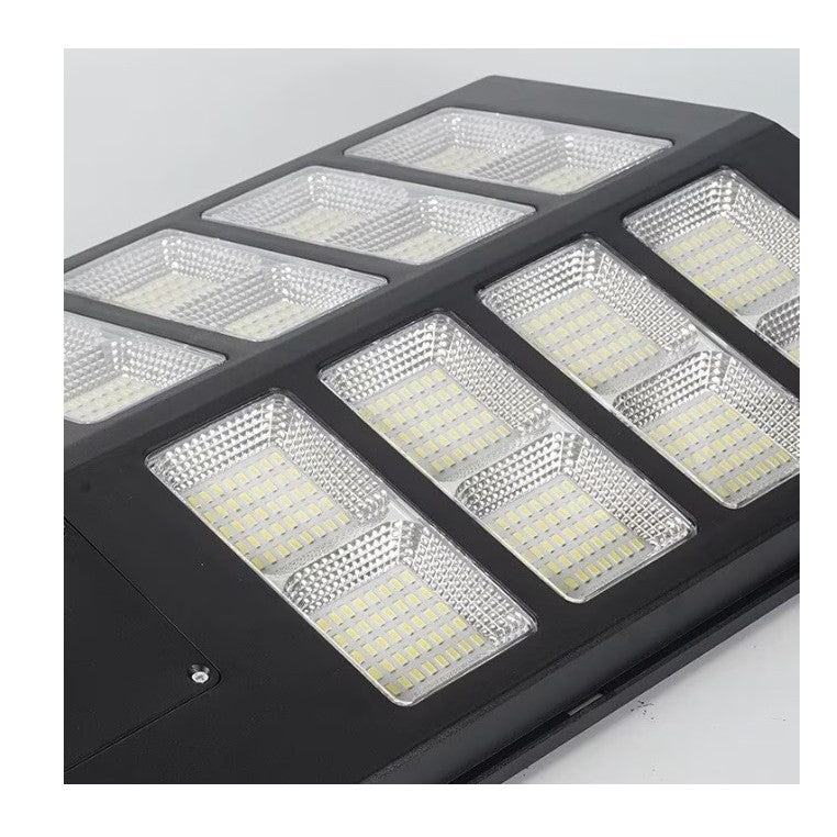 Lampa Solara Stradala 400W, 640 LED-uri, Senzor Miscare si Telecomanda, Protectie IP65, Material ABS, Acumulator 20AH, Autonomie 12 Ore, Lumina Rece 6500K, 60x35 cm, Negru