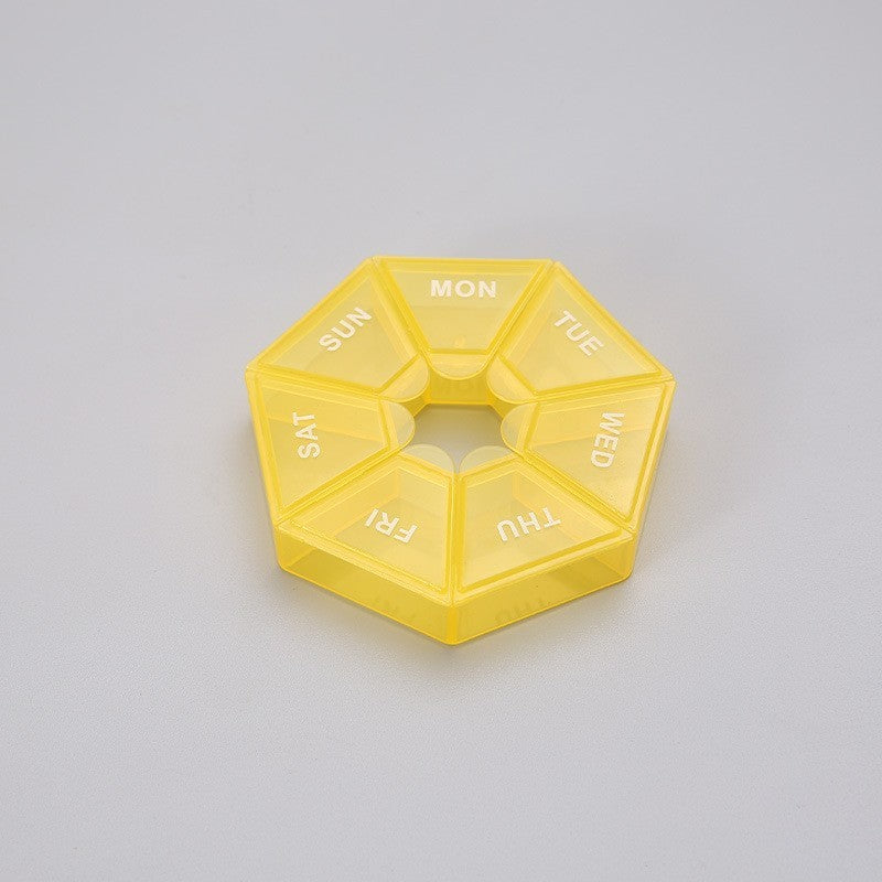 Organizator Medicamente Saptamanal, Cutie Pastile Portabila de Buzunar, 7 Compartimente cu Inchidere Etansa, Plastic, Galben, 8x8 cm