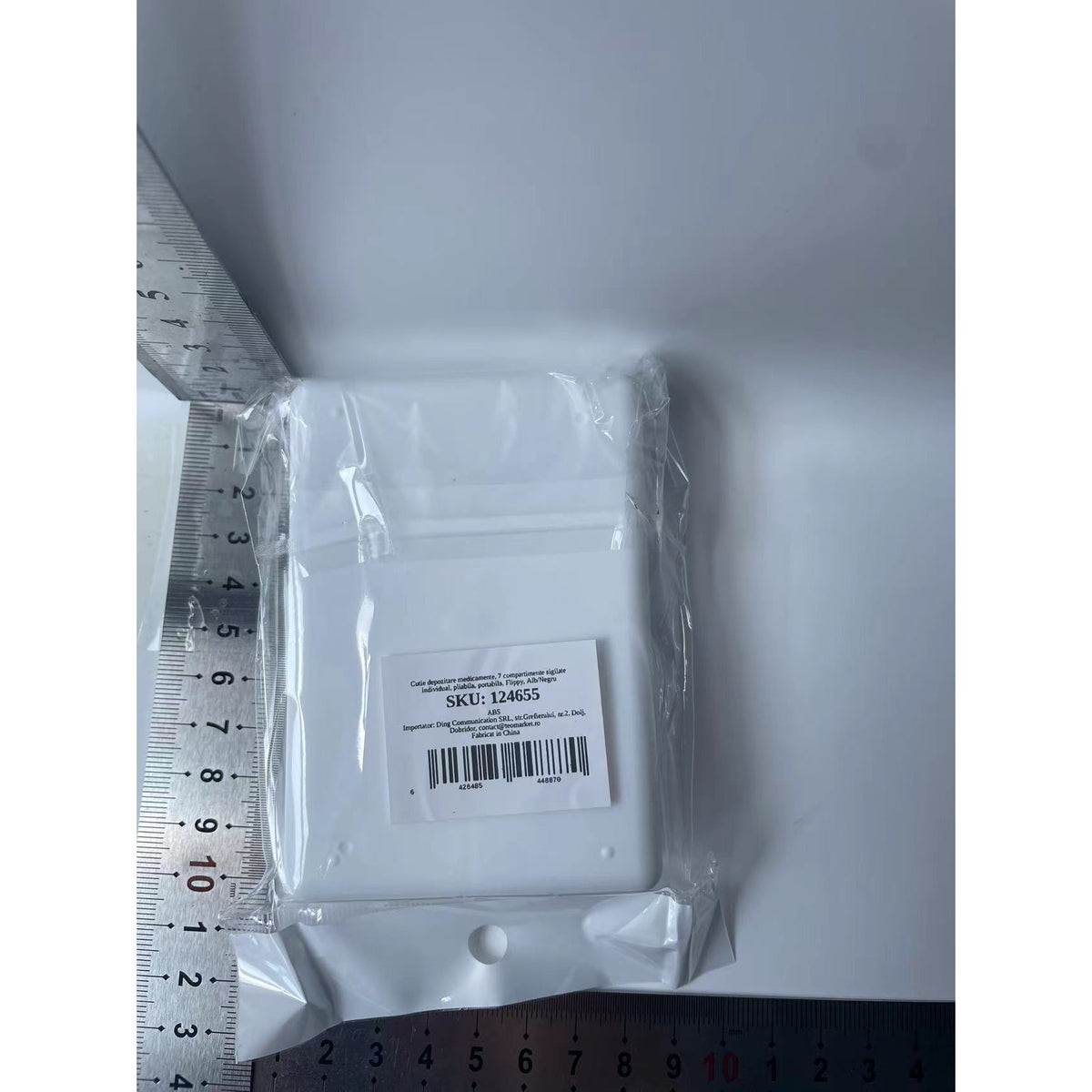 Organizator Medicamente Portabil, Cutie Depozitare Pastile Pliabila, 7 Compartimente Sigilate Individual, Plastic Fara BPA, Sistem Inchidere Ermetica, 10.2 x 7.2 cm, Alb/Negru