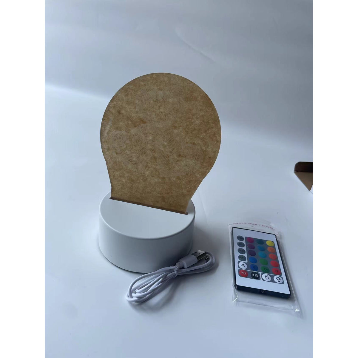Lampa LED Decorativa 3D, Ursulet si Semiluna, Lumina Multicolora RGB cu Telecomanda, Alimentare USB sau Baterii, Material Acril, Inaltime 20 cm, Alb