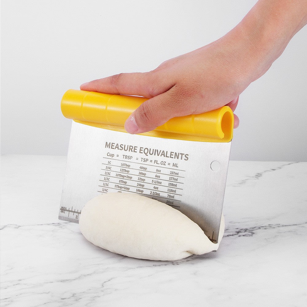 Taietor Aluat 2 in 1 cu Lama Gradata din Otel Inoxidabil, Spatula Detasabila din Plastic, Maner Ergonomic ABS, 15 x 10.5 cm, Galben