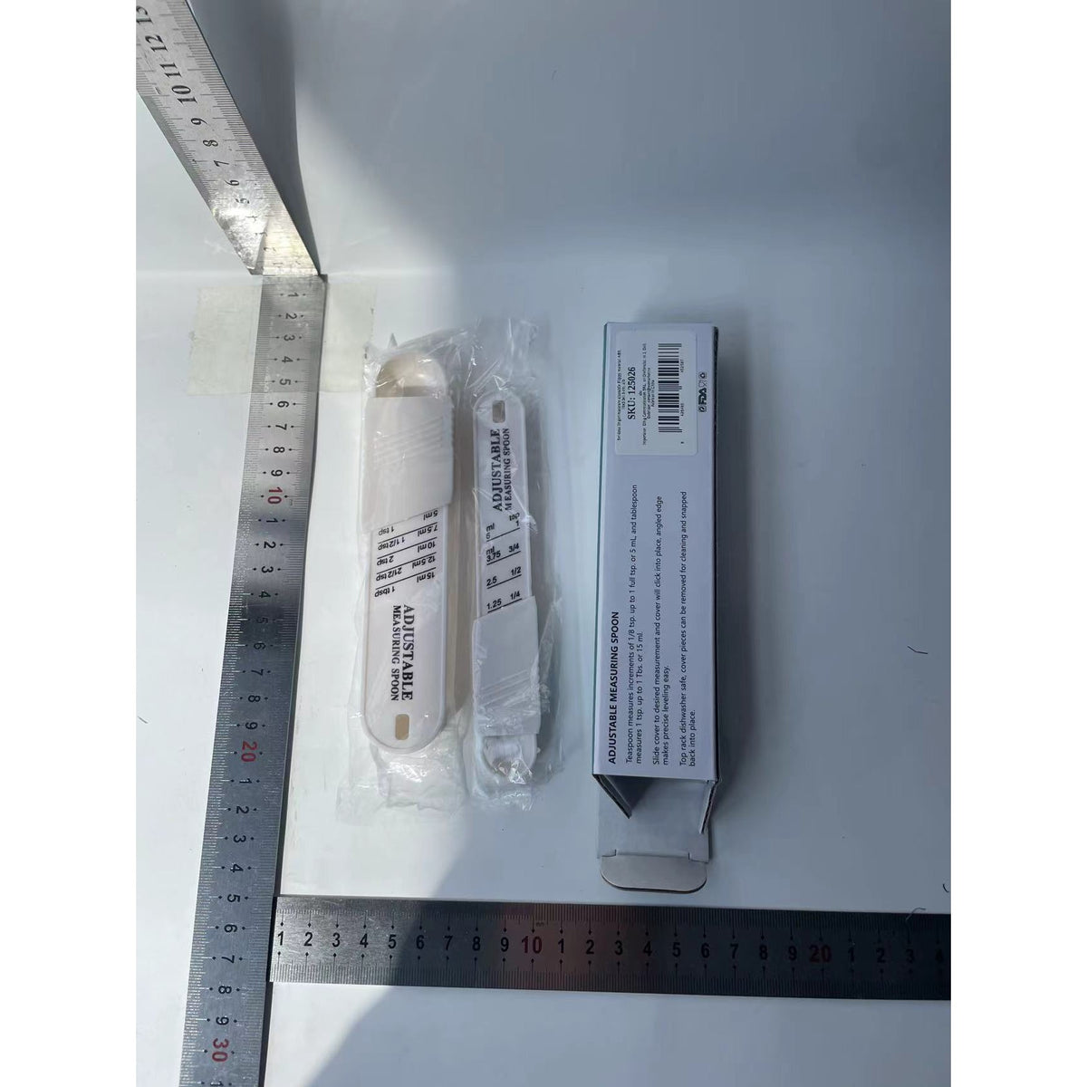 Set Linguri Masurare Ajustabile Pentru Ingrediente, Mecanism Glisare Pentru Masuratori Precise, Material ABS Rezistent, 16x3.5x1.6 cm, 2 Bucati, Alb