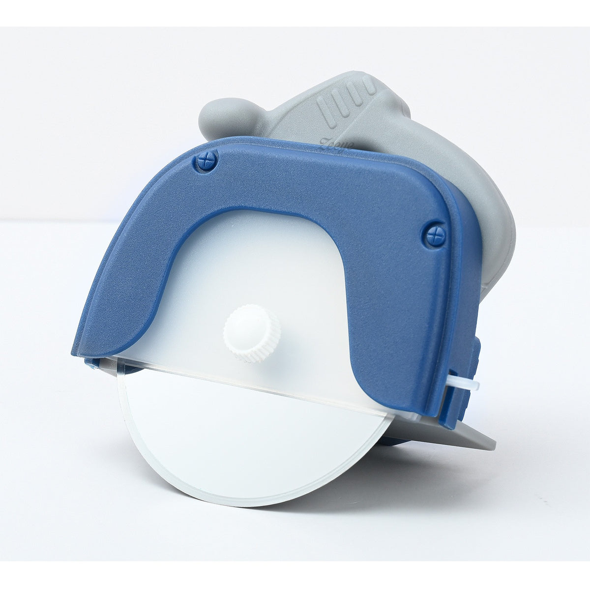 Cutit Circular Pentru Pizza, Feliator Rotativ Cu Maner Ergonomic Si Capac Protectie, Otel Inoxidabil Si Plastic, 11.5 x 12.5 cm, Albastru
