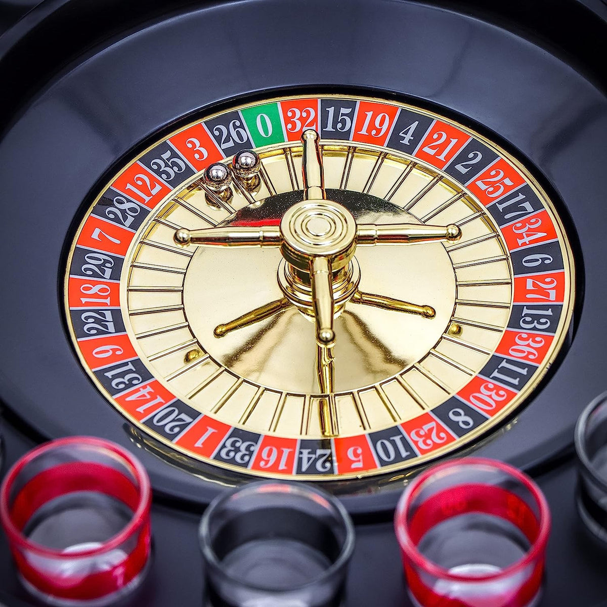 Joc de Baut Ruleta cu 16 Pahare de Shot, Set Petrecere Casino cu 2 Bile Metalice, Plastic si Sticla, Diametru 30 cm, Rosu/Negru