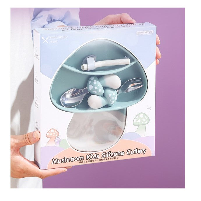 Set Diversificare Bebelusi, Farfurie Compartimentata Ciuperca cu Ventuza, Silicon Fara BPA, Include Lingurita, Furculita, Pai si Perie, 18 x 19.5 cm, Albastru