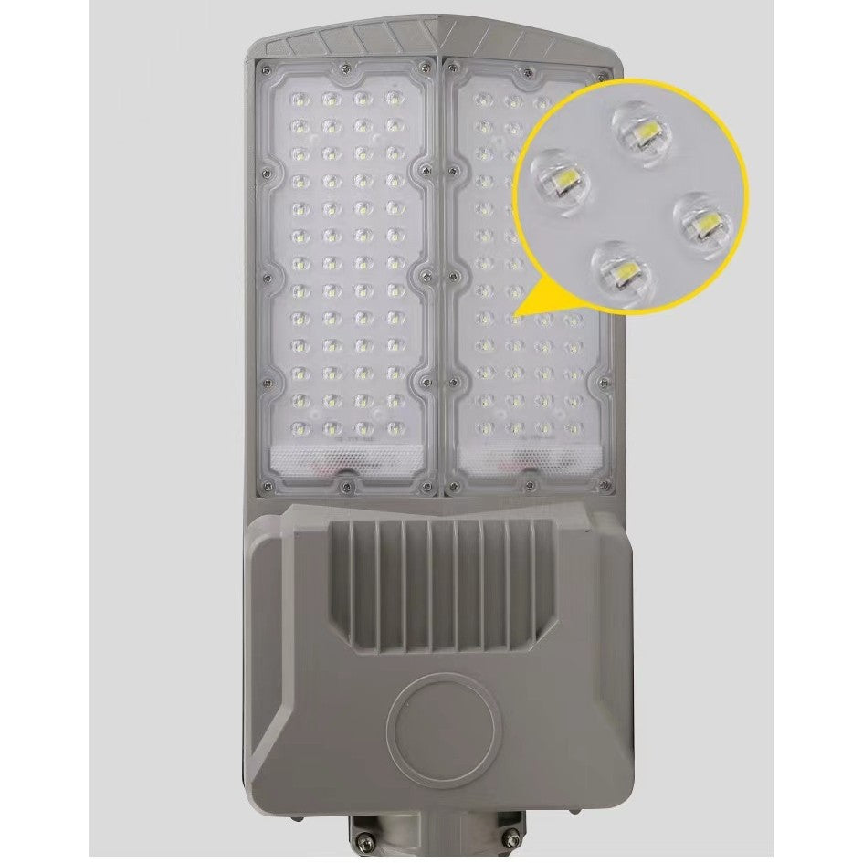 Lampa Solara Stradala 500W, Senzor Lumina si Acumulator Litiu 30000 mAh, Protectie IP65 Rezistenta la Apa, Lumina Rece, Autonomie 10 Ore, Finisaj Mat, 55 x 23 x 9 cm, Gri