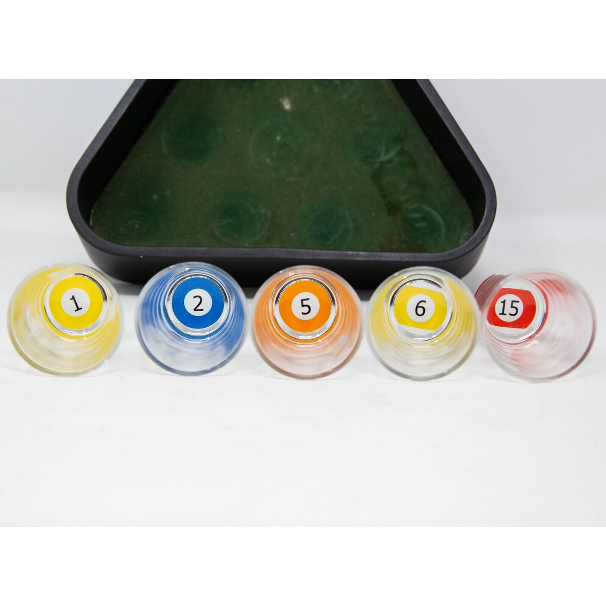 Set 10 Pahare de Shot cu Suport Tematic Biliard, Pahare din Sticla Rezistenta pentru Cocktail, Design Multicolor, 30 ml, 10 x 10 cm