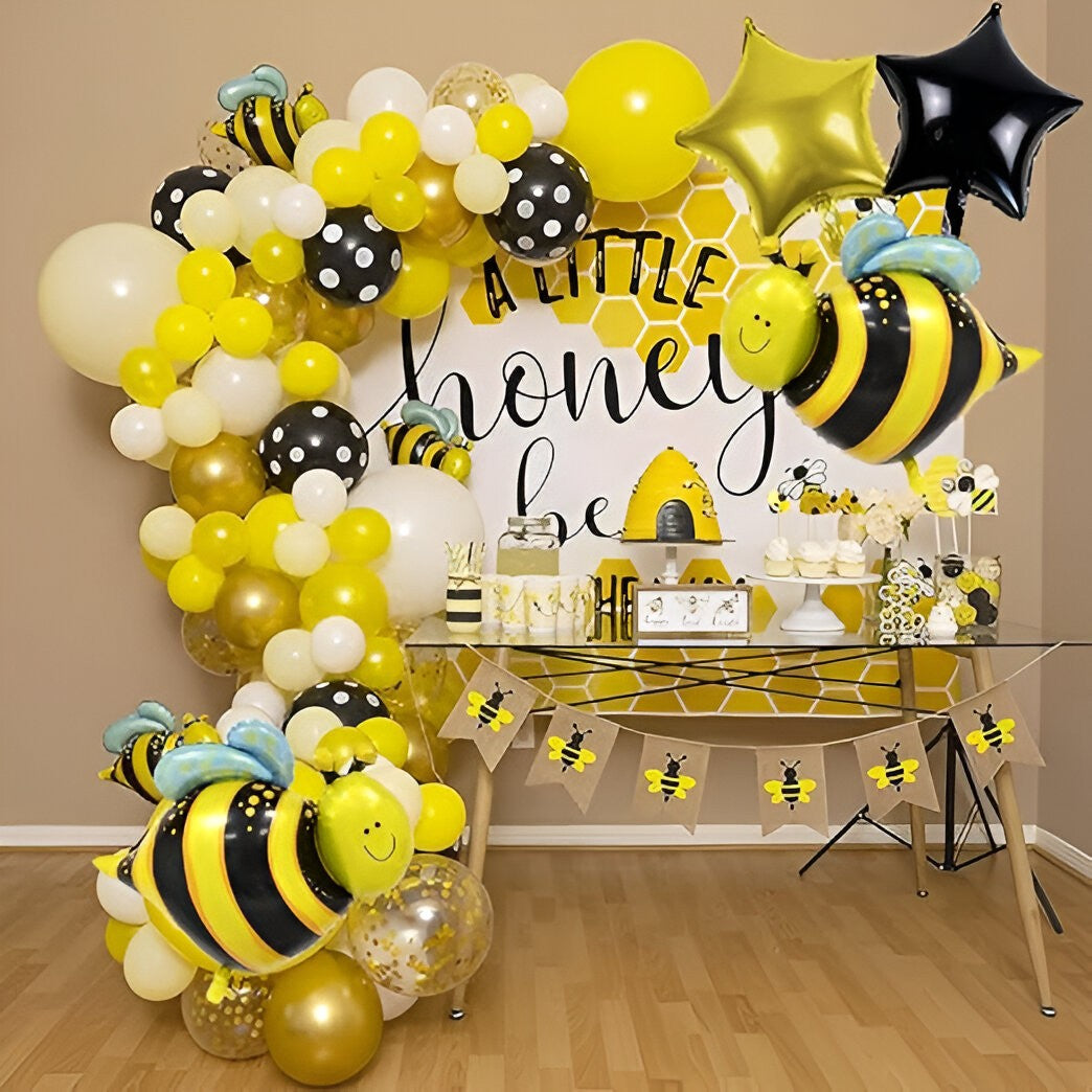Balon Folie Metalizată Mini Figurină, Model Albinuță Veselă pentru Petreceri, Umflare Aer sau Heliu, Set cu Pai Inclus, Multicolor, 36x42 cm