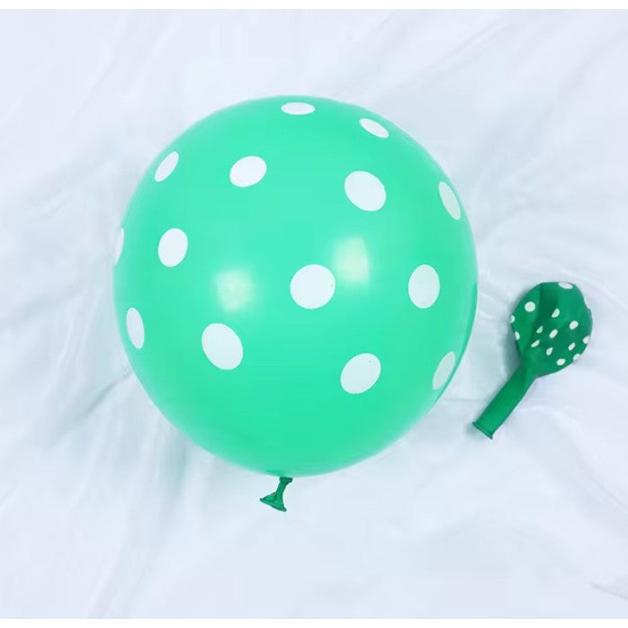 Set 10 Baloane din Latex cu Buline Albe, Accesorii Decor Petrecere, Material Biodegradabil, Mix 5 Culori, 23 cm, 1.4 g