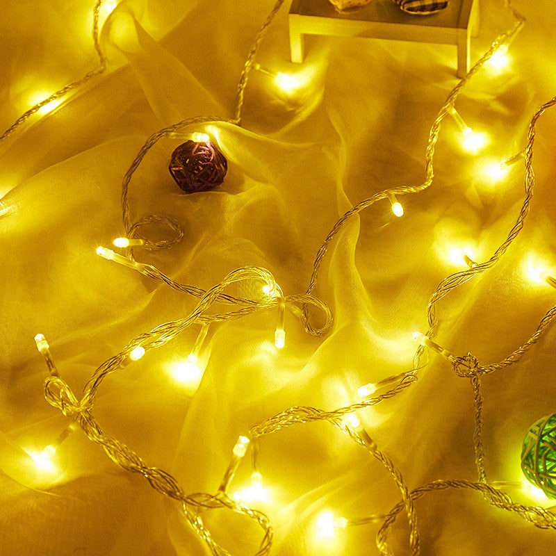 Instalatie de Craciun Tip Perdea, 200 LED-uri cu Telecomanda si Senzor Muzical, Alimentare Baterii, 8 Moduri Iluminare, Fir Transparent, 2 x 2 m, Alb Cald
