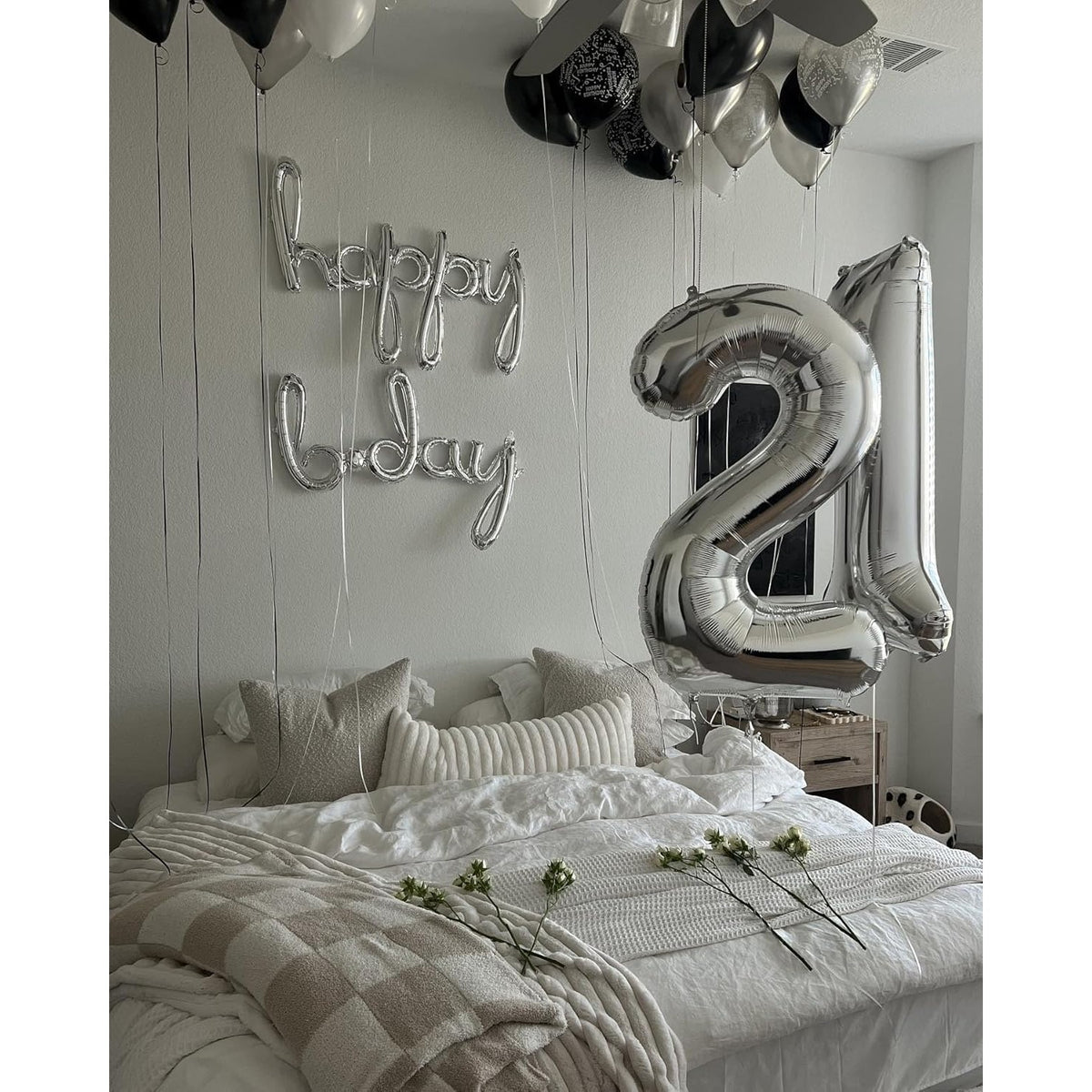 Balon Aniversar Figurina Cifra 2, Folie Metalizata, Umflare Aer sau Heliu, Inaltime 100 cm, Argintiu