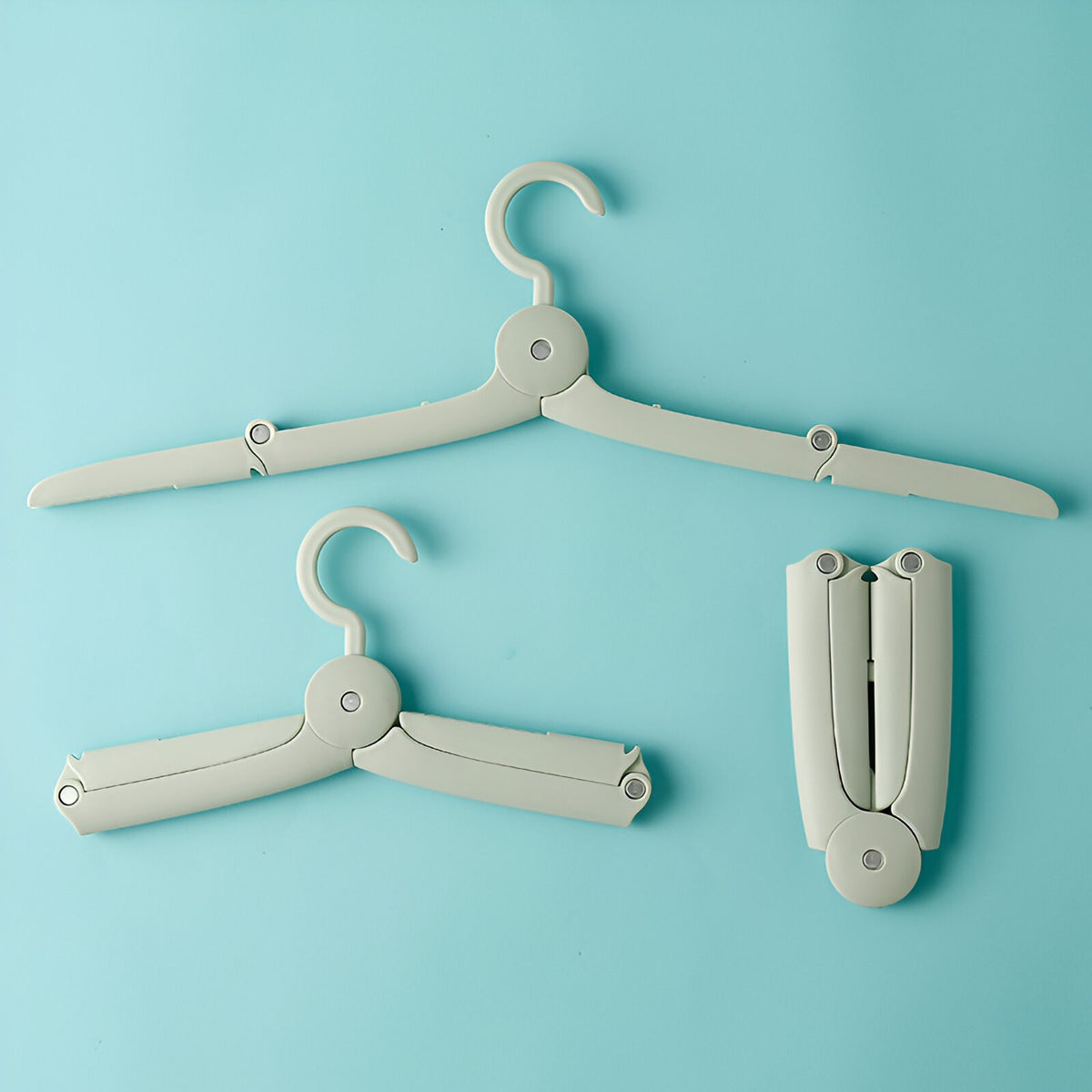 Umeraș Pliabil de Călătorie, Mini Cuier Portabil pentru Haine, Suport Telescopic Antiderapant, Material PP și Aluminiu, 14x7x1.4 cm, Verde