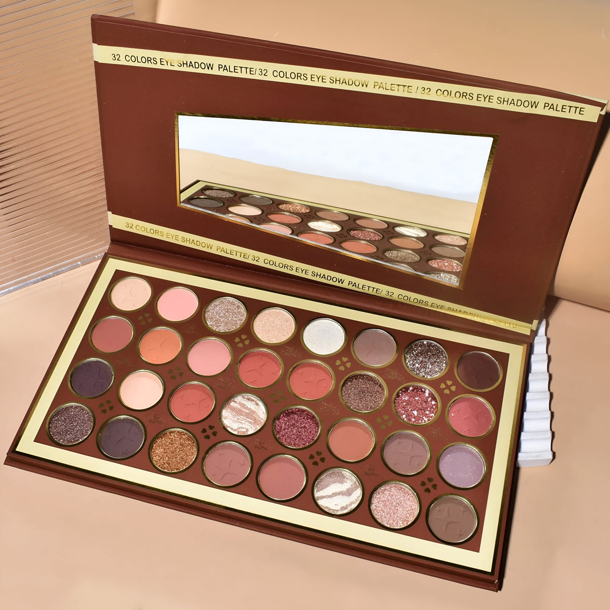 Kevin & Coco Trusa Machiaj Be Mine, Paleta Farduri de Pleoape Mate, Sidefate si Glitter, Cruelty-Free, 32 Culori, 25.7 x 14.3 x 1.2 cm