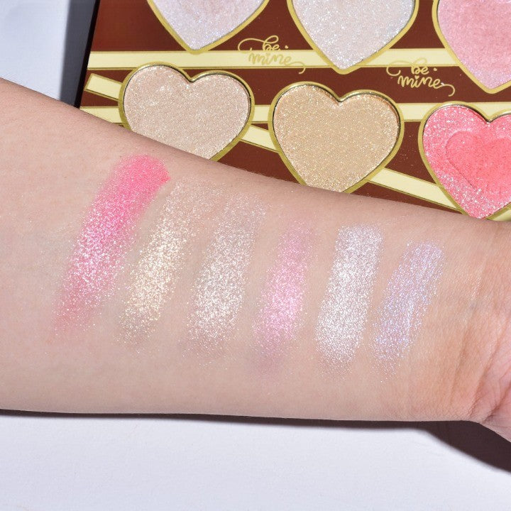Paleta Iluminatoare Be Mine, Set 6 Nuante Calde Coapte pentru Fata si Corp, Textura Pudra Compacta, Utilizare Umeda sau Uscata, Varianta B, Rose, 140 g