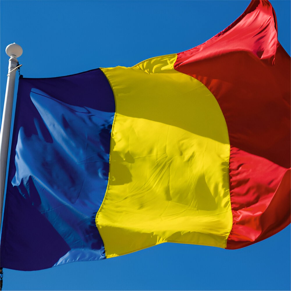 Steag Tricolor Romania, Drapel National cu Benzi Verticale, Material Textil Lavabil, Sistem de Prindere pe Suport, 30x45 cm