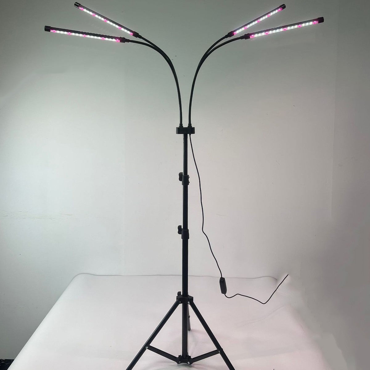 Lampa LED UV Pentru Cresterea Plantelor, 4 Capete Flexibile, 108 LED-uri, Spectru Rosu si Albastru, Putere 30W, Stativ Ajustabil 2 m, Temporizator, 9 Niveluri Luminozitate, Alb Rece