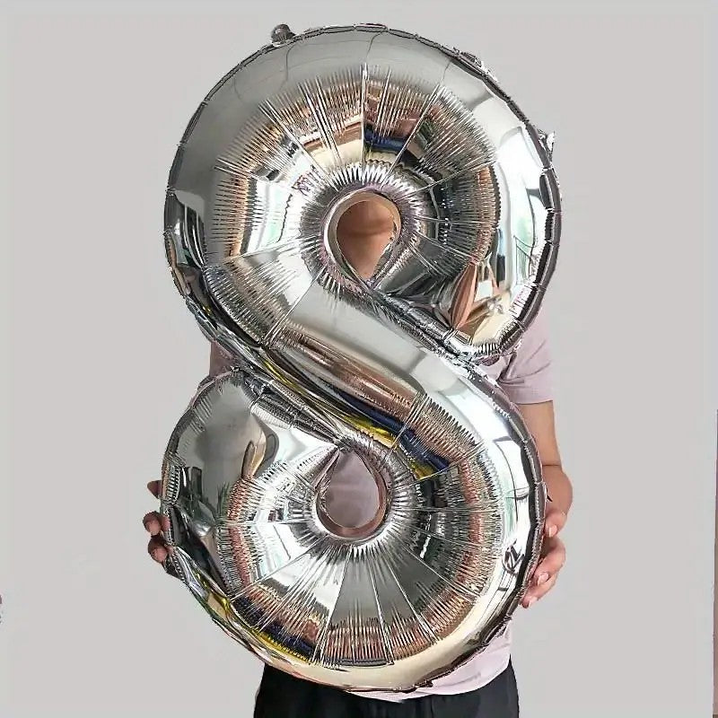 Balon Din Folie Aluminiu Cifra 8, Umflare Aer Sau Heliu, Cu Agatatoare Si Pai Inclus, Argintiu, 81 cm