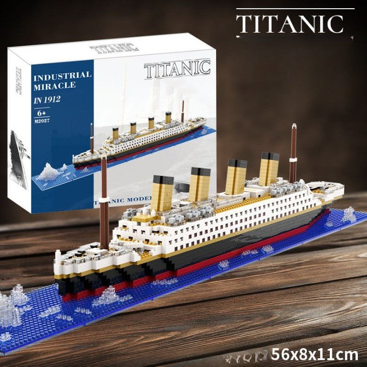 Set de Construcție Vaporul Titanic, Model Navă de Croazieră pentru Adulți și Copii, Ornament Creativ din Plastic, 1787 Piese, 56x11x8 cm, Multicolor