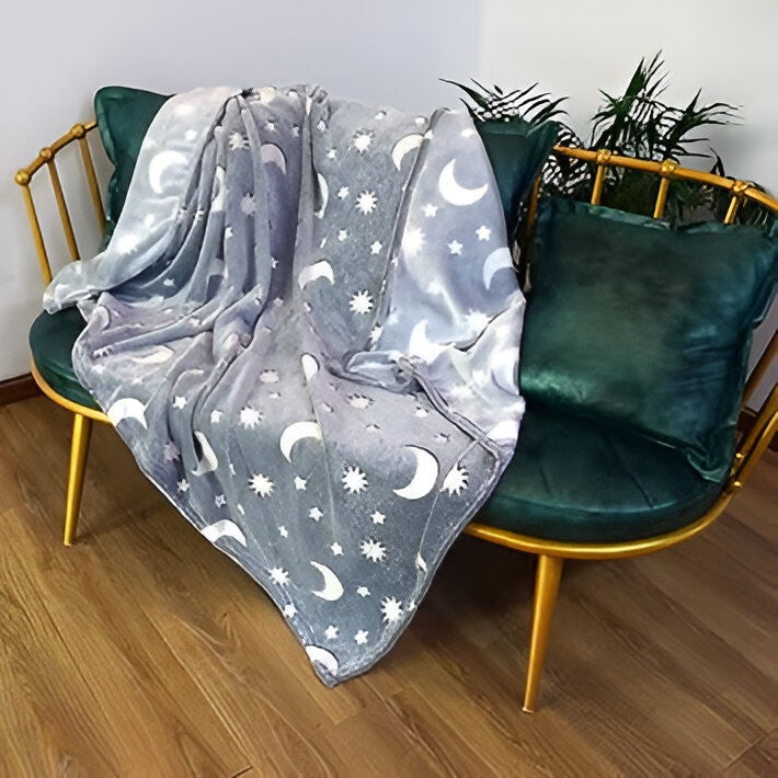 Patura Fosforescenta, Patura Cocolino Moale si Pufoasa, Lumineaza in Intuneric, Efect Glow in the Dark, Flanel Antialergic, Model Cer Instelat, Gri, 150x200 cm