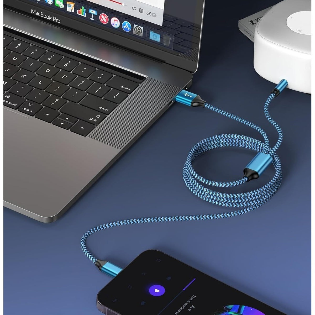 Cablu 2 in 1 Audio si Incarcare USB, Adaptor Jack 3.5 mm si Auxiliar, Conector Placat cu Aur, Invelis Nylon Impletit, Compatibil iPhone, 1 m, Albastru