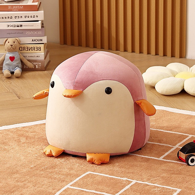 Taburet Copii in Forma de Pinguin, Scaunel cu Cadru din Lemn Masiv si Perna din Burete Elastic, Maner Transport, Roz, 25 x 29 x 29 cm