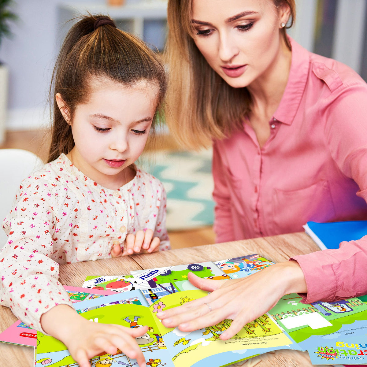 Set 3 Carti Educative cu Stickere Repozitionabile, Activitati Montessori de Invatare timpurie, Carton Impermeabil cu Velcro, Modele Ferma si Masini, 14.5 x 15.6 cm, 2-6 ani