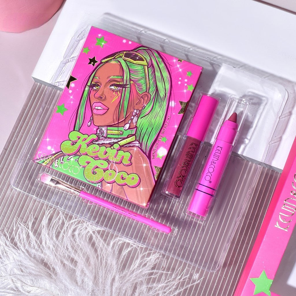 Kevin & Coco Set Machiaj Green Cool Girl, Trusa Completa cu 12 Farduri de Ochi, 4 Iluminatoare, Contur, Rujuri si Pensula, 18 Culori, Multicolor, 210 g