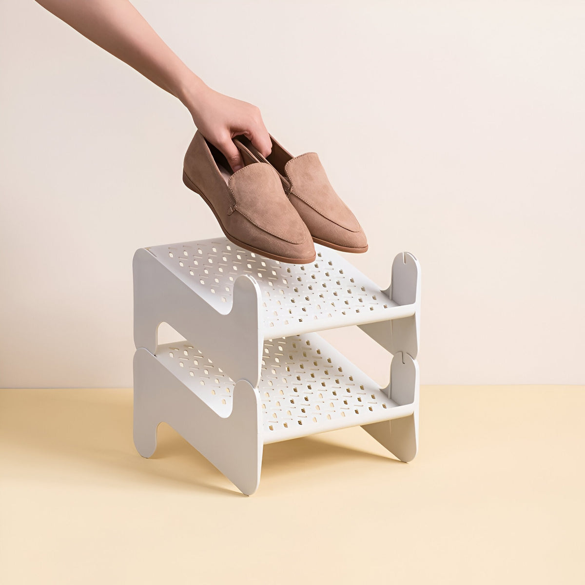 Suport pentru Pantofi cu 2 Straturi, Organizator Vertical pentru Economisirea Spatiului, Raft Antiderapant pentru Adidasi si Tocurie, Material PP Durabil, 26x24.8x16 cm, Alb