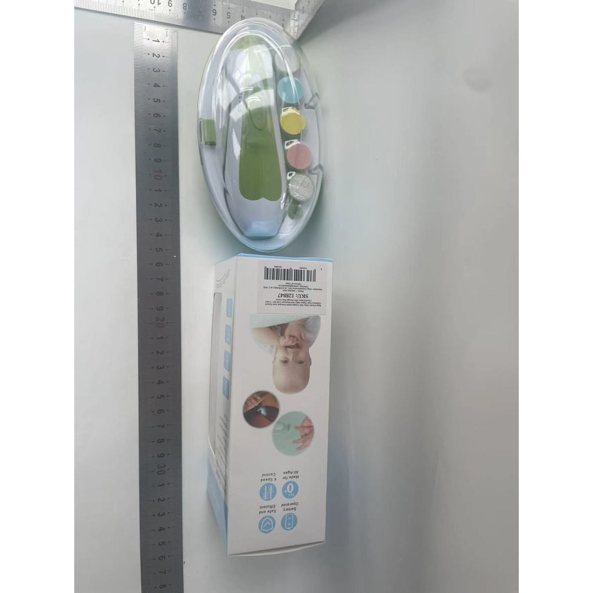 Pila Electrica Unghii Bebelusi si Copii, Set Manichiura Silentios cu Lumina LED, 6 Capete de Slefuire, Material ABS, Verde/Alb