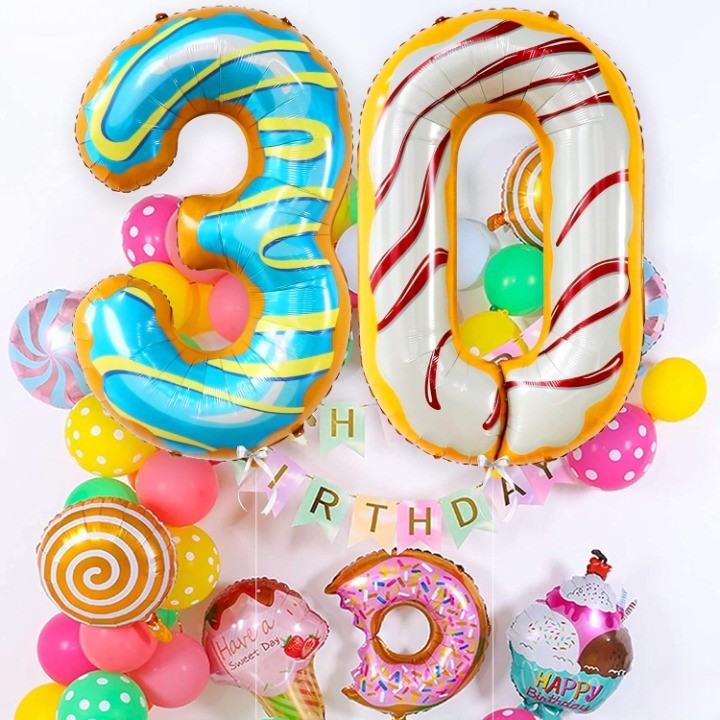 Balon Aniversar Cifra 0, Figurina din Folie Metalizata, Imprimeu Gogosi Candy Bar, Umflare Aer sau Heliu, 100 cm, Multicolor, Pai Inclus