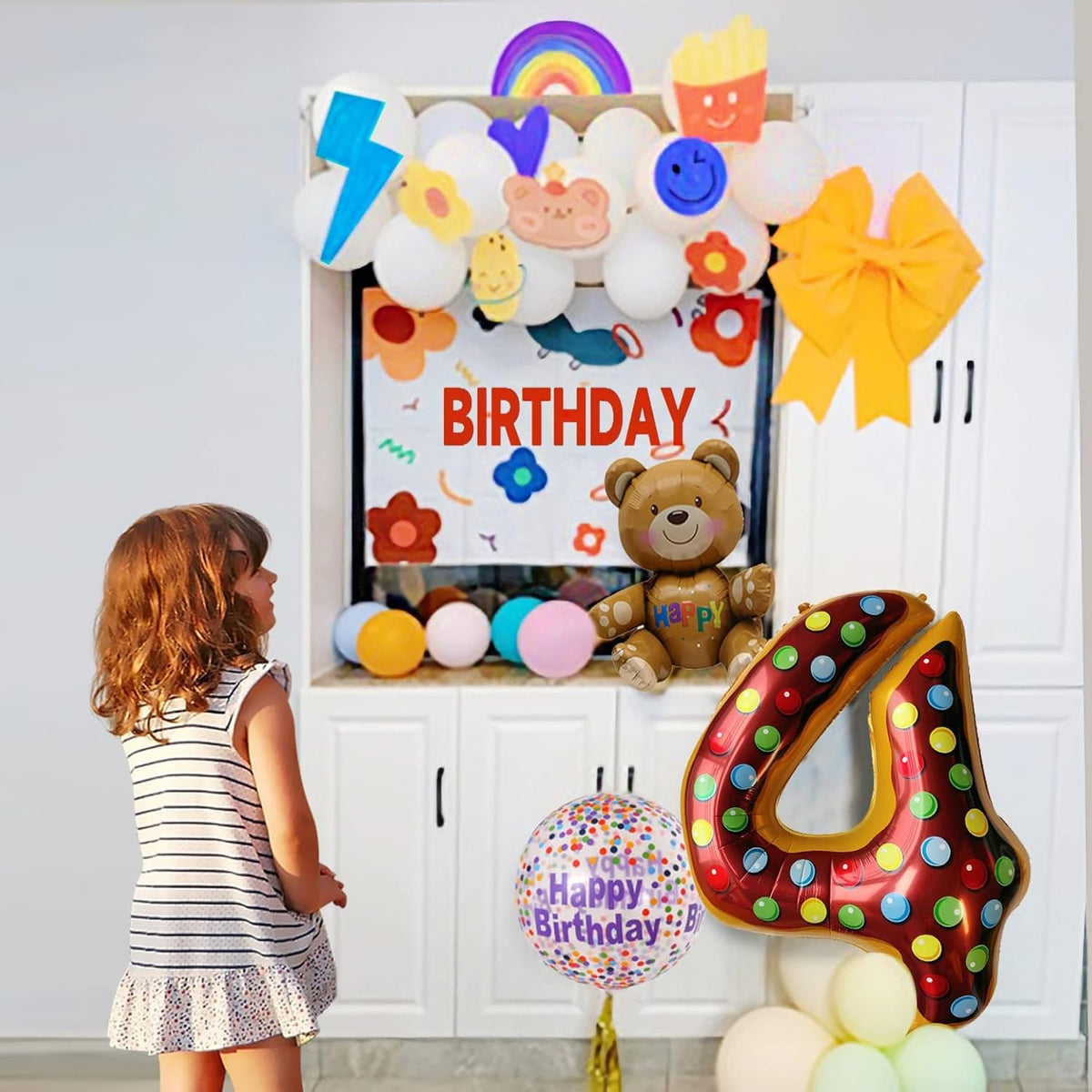 Balon Aniversar Cifra 4 cu Imprimeu Gogosi, Figurina din Folie Metalizata, Decor Petrecere Copii, Umflare Aer sau Heliu, Include Pai, Multicolor, 100 cm