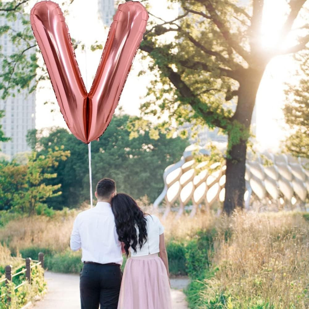 Balon Folie Metalizata Litera V, 80 cm, Reutilizabil, Compatibil Heliu sau Aer, Include Pai Umflare, Rose Gold