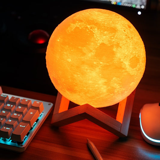 Lampa de Veghe 3D Moon Light in Forma de Luna cu Stele, 16 Culori RGB, Telecomanda, Acumulator Reincarcabil USB, Suport Inclus, Diametru 13 cm, Multicolor