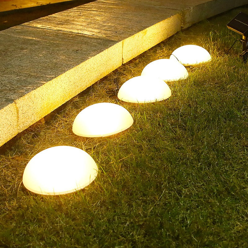 Lampa Solara de Gradina in Forma de Ciuperci, Set 5 Bucati, Lumina Calda 3000K, Autonomie 10 Ore, Panou Solar 5.5V, Plastic Rezistent, 15 x 16 cm