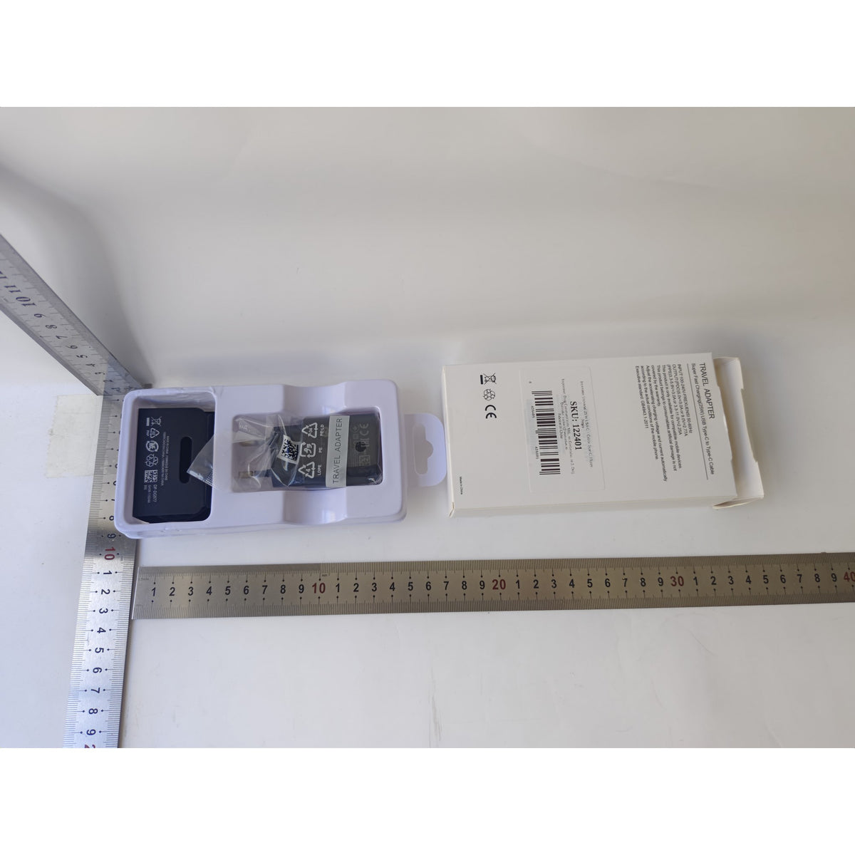 Incarcator Retea Universal, Fast Charging 25 W, Adaptor Priza USB-C si Cablu Date Type-C, Design Compact, Negru