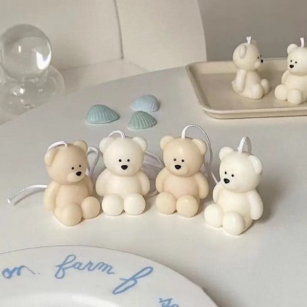 Lumanare Parfumata pentru Aromaterapie, Design Figurina Ursulet, Obiect Decorativ Interior, Ceara de Calitate, Alb, 5.5x3.6x4 cm